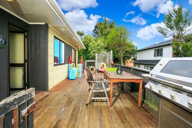 Photo of property in 1/129 Stredwick Drive, Torbay, Auckland, 0630