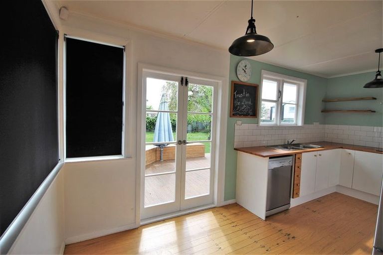 Photo of property in 8 Spenser Road, Enderley, Hamilton, 3214