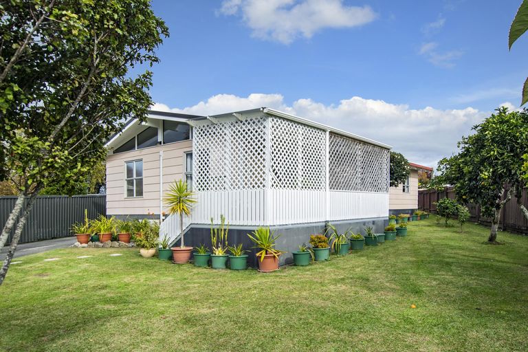 Photo of property in 44 Ross Street, Onerahi, Whangarei, 0110