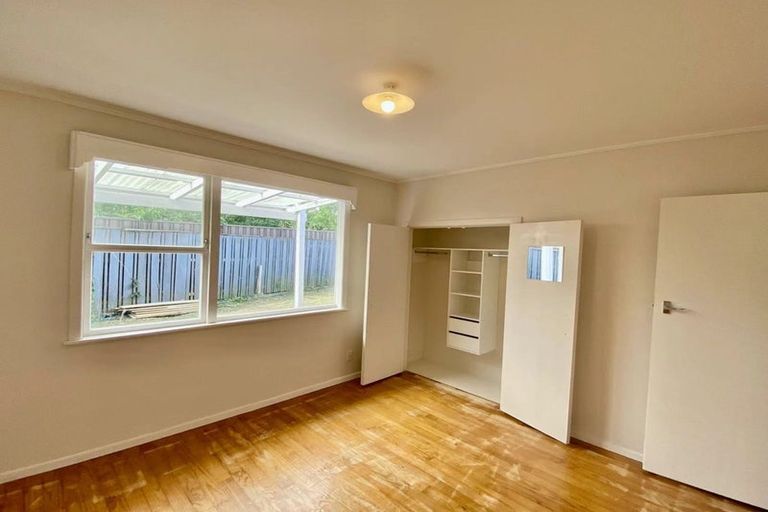 Photo of property in 19 Mcquarrie Avenue, Wattle Downs, Auckland, 2103