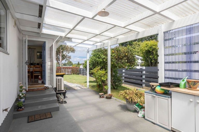 Photo of property in 22 Ries Street, Dannevirke, 4930
