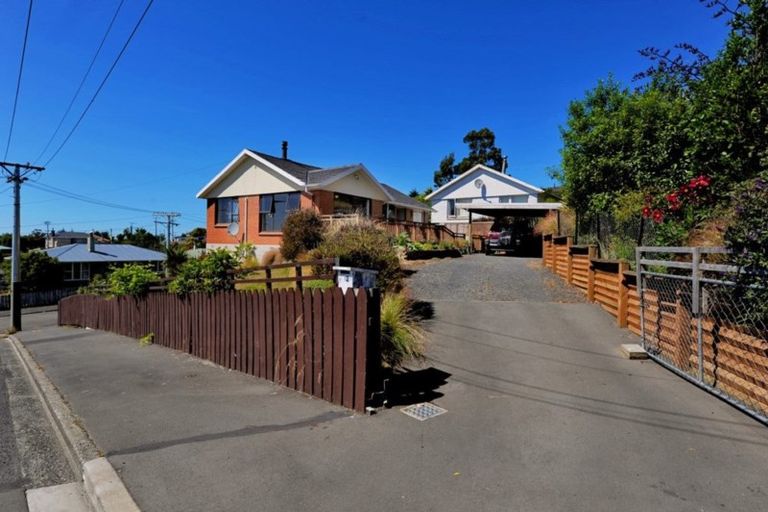 Photo of property in 2 Tracey Street, Brockville, Dunedin, 9011