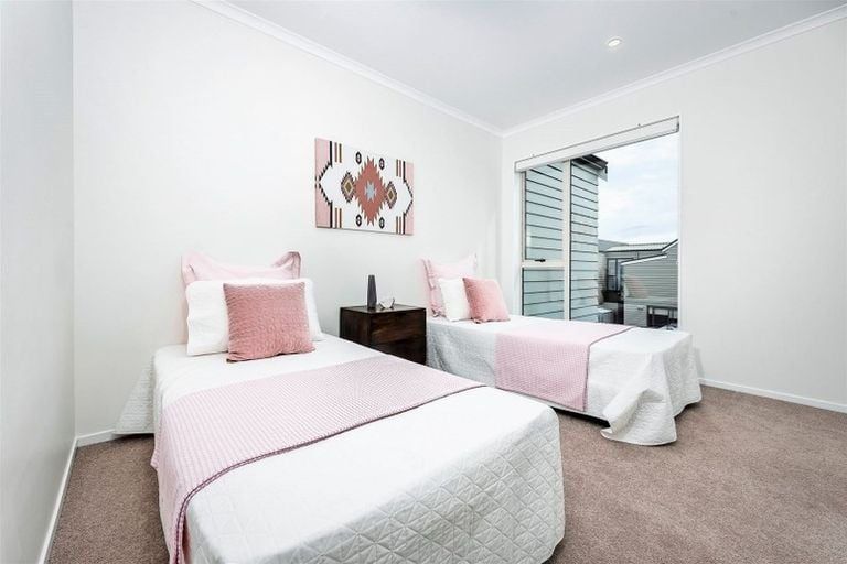 Photo of property in 22 Plover Road, Hobsonville, Auckland, 0616