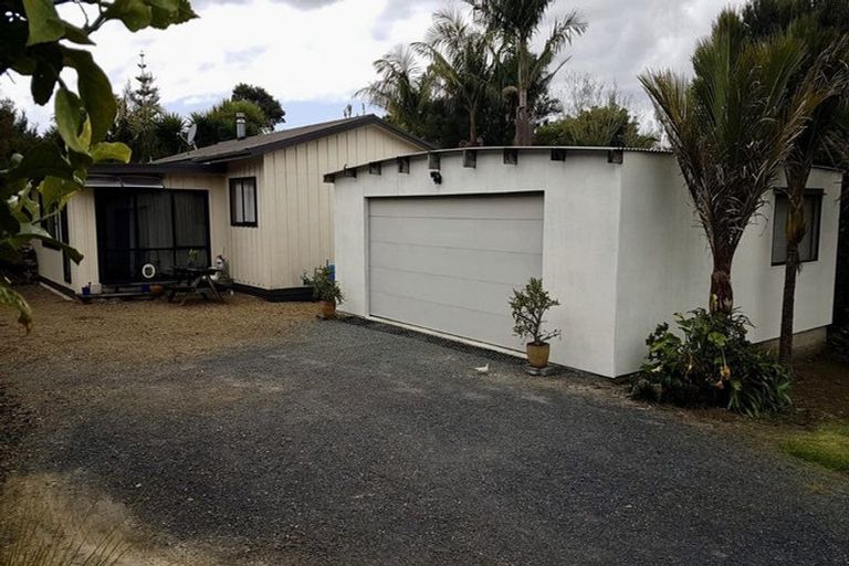Photo of property in 1147 Kaiwaka-mangawhai Road, Mangawhai, 0975