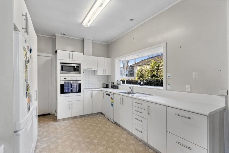 Photo of property in 29 Condell Avenue, Papanui, Christchurch, 8053