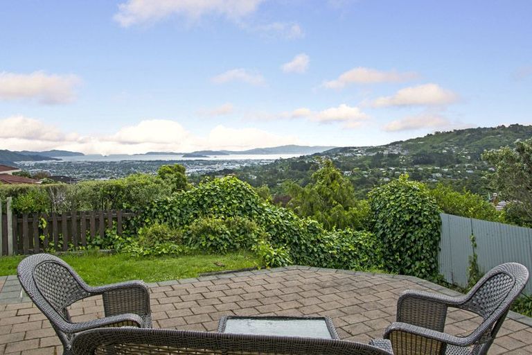 Photo of property in 9 Taieri Crescent, Kelson, Lower Hutt, 5010