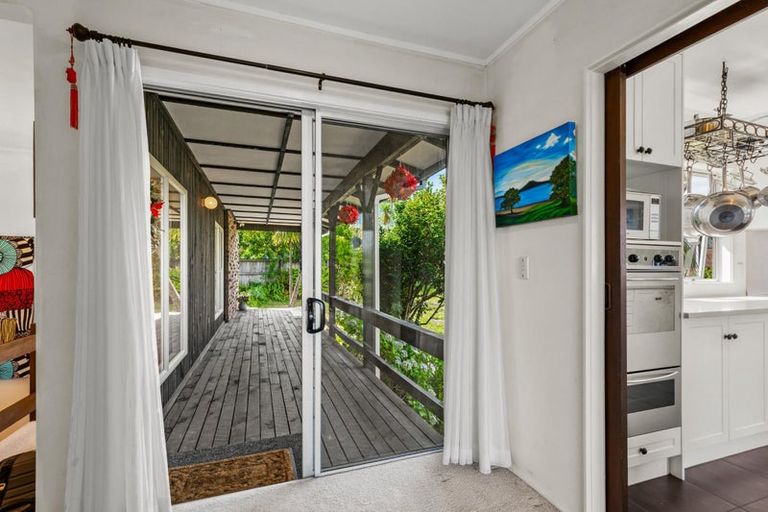 Photo of property in 51 Aberdeen Road, Castor Bay, Auckland, 0620