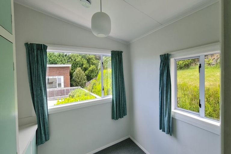 Photo of property in 10 Hawk Lane, Saint Leonards, Dunedin, 9022