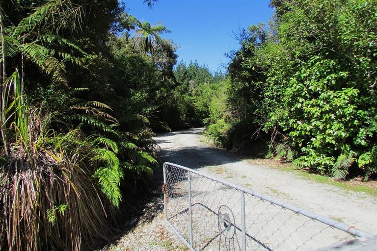 Photo of property in 543 Rutherglen Road, Marsden, Greymouth, 7872