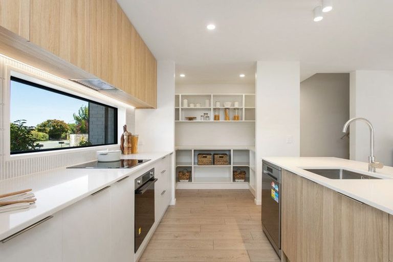 Photo of property in 54 Evesham Crescent, Spreydon, Christchurch, 8024