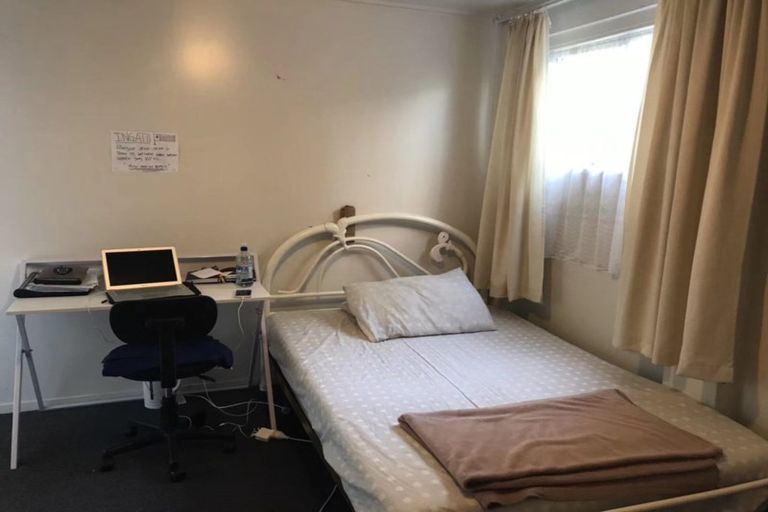 Photo of property in 118 Hillcrest Road, Hillcrest, Hamilton, 3216