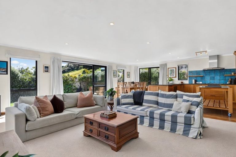 Photo of property in 18 Saddleback Road, Todds Valley, Nelson, 7071