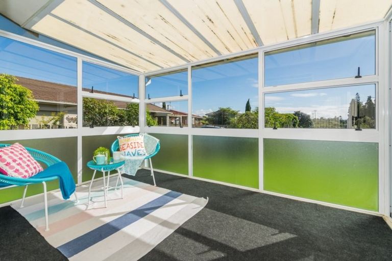 Photo of property in 9 Raupapa Street, Northcote, Auckland, 0627