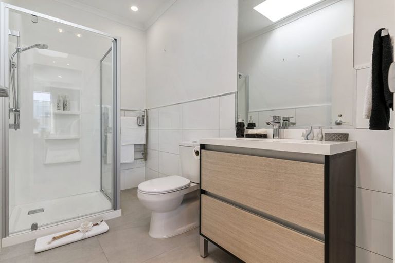 Photo of property in 10 Tyler Davies Drive, Red Beach, 0932