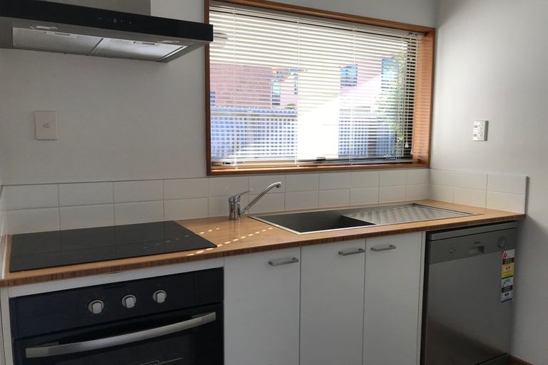 Photo of property in 8/4 Broadbent Street, Riccarton, Christchurch, 8041