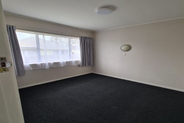 Photo of property in 2/7 Chapel Street, Papakura, 2110