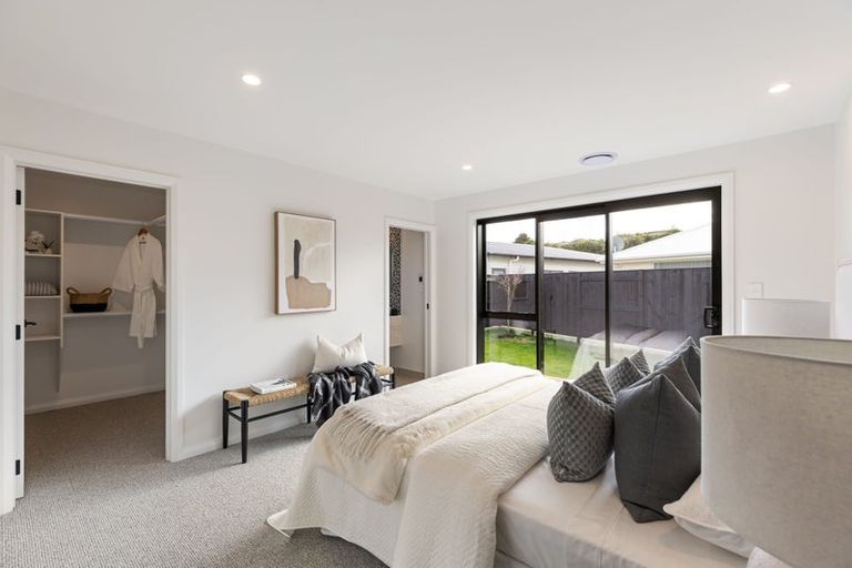 Photo of property in 105 Freedom Drive, Kelvin Grove, Palmerston North, 4470