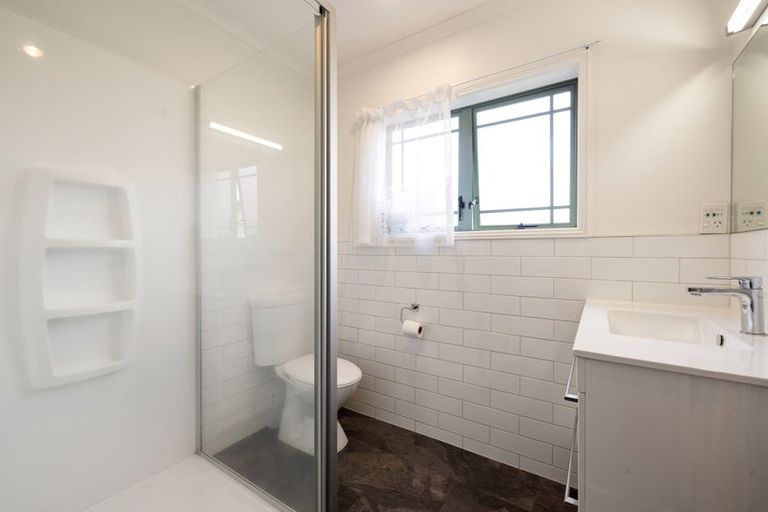 Photo of property in 6 Bouverie Crescent, Flagstaff, Hamilton, 3210