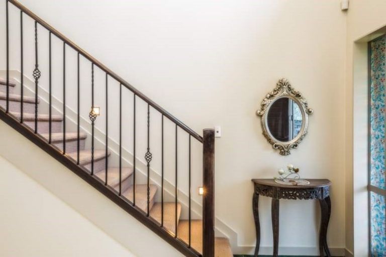 Photo of property in 15 Mana Lane, Pinehill, Auckland, 0632