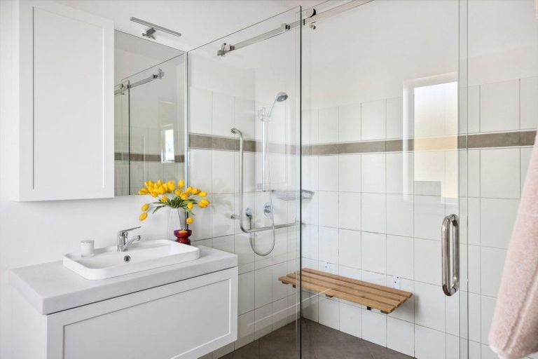 Photo of property in 31 Matheson Crescent, Albert Town, Wanaka, 9305