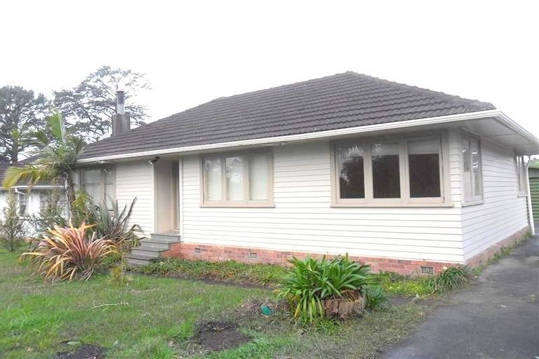 Photo of property in 10 Bedford Street, Te Atatu South, Auckland, 0610