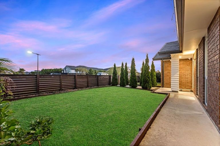 Photo of property in 37 Wellfield Drive, Papakura, 2110