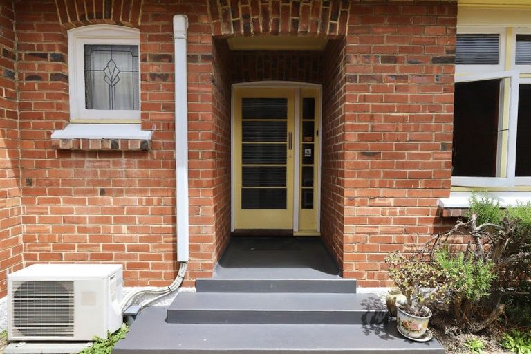 Photo of property in 150 Melbourne Street, South Dunedin, Dunedin, 9012