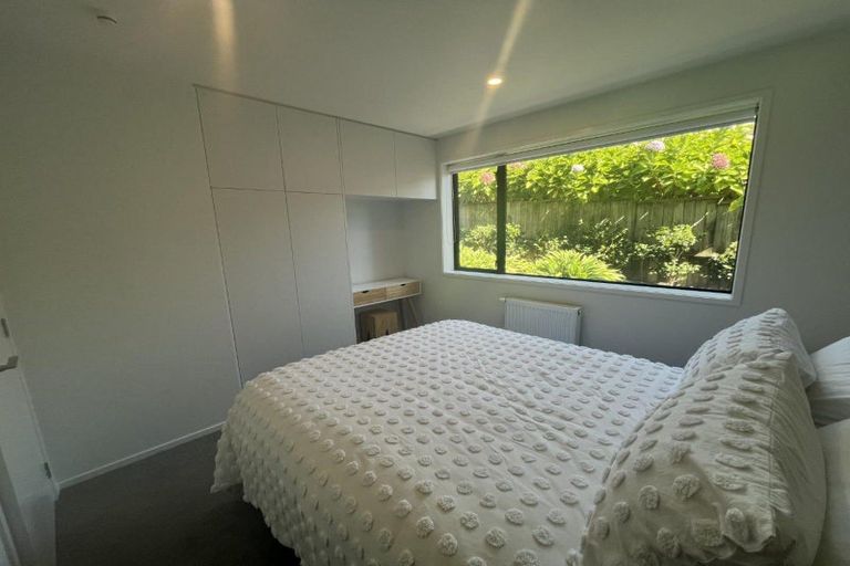 Photo of property in 42 Gilbert Street, New Plymouth, 4310