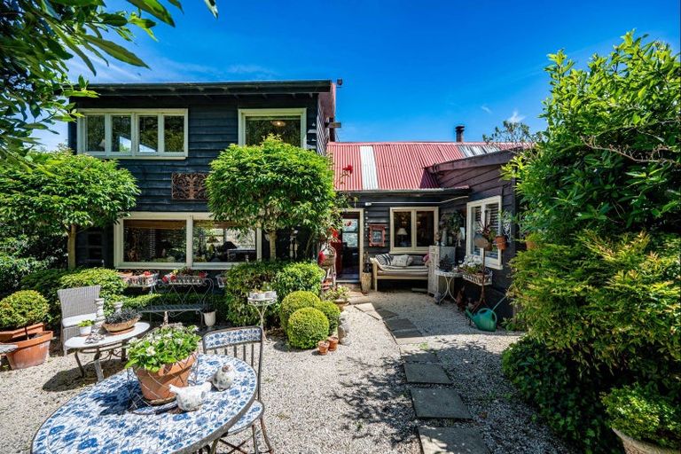 Photo of property in 33 Morgans Road, Akaroa, 7581