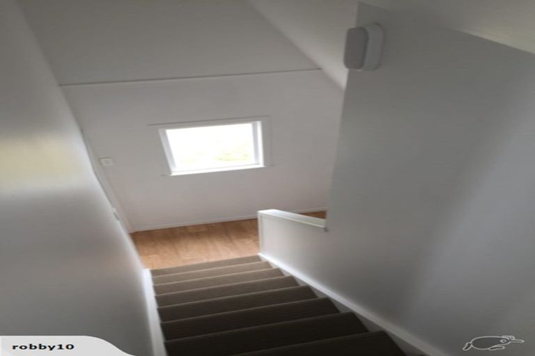 Photo of property in 19 Colombo Road, Waiuku, 2123