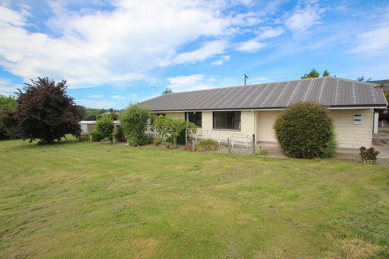 Photo of property in 11a Oban Street, Holmes Hill, Oamaru, 9401