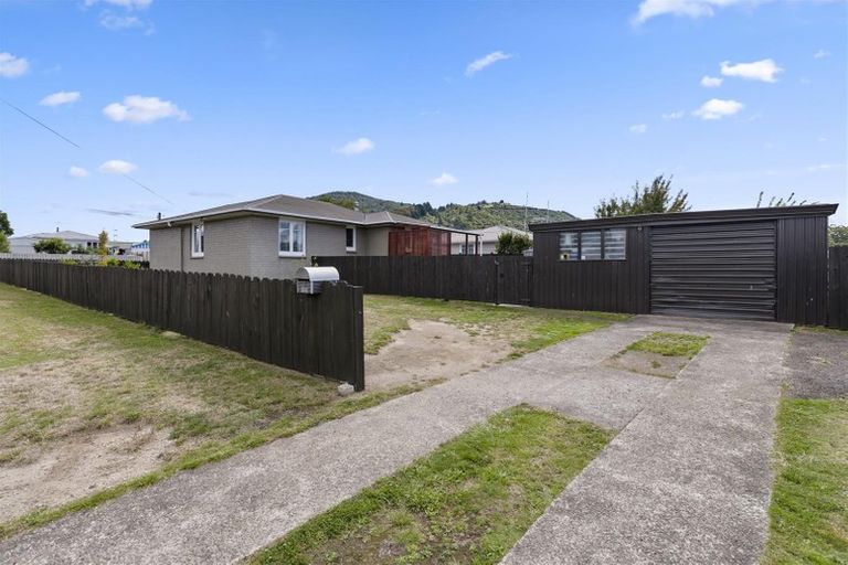 Photo of property in 6 Kaka Street, Western Heights, Rotorua, 3015