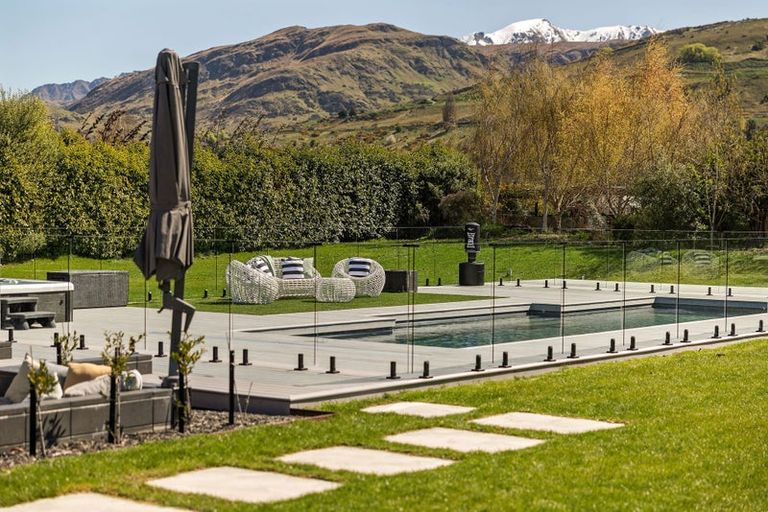 Photo of property in 35a Old School Road, Lower Shotover, Queenstown, 9371