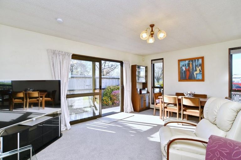 Photo of property in 1/31 Pavitt Street, Richmond, Christchurch, 8013