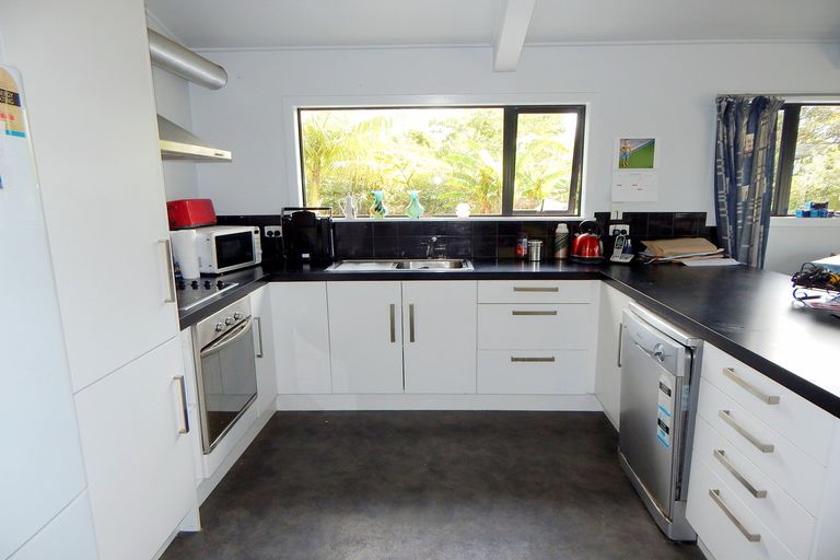 Photo of property in 3 Pungaere Road, Waipapa, 0295
