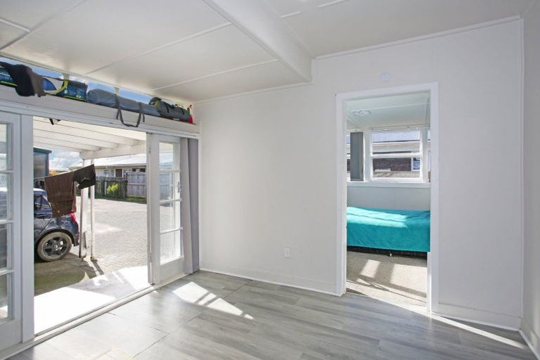 Photo of property in 15 Princes Street, Pukekohe, 2120