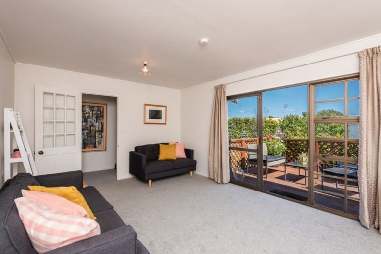 Photo of property in 11 Manawa Avenue, Raumati Beach, Paraparaumu, 5032