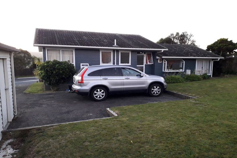 Photo of property in 162 Mark Avenue, Grenada Village, Wellington, 6037