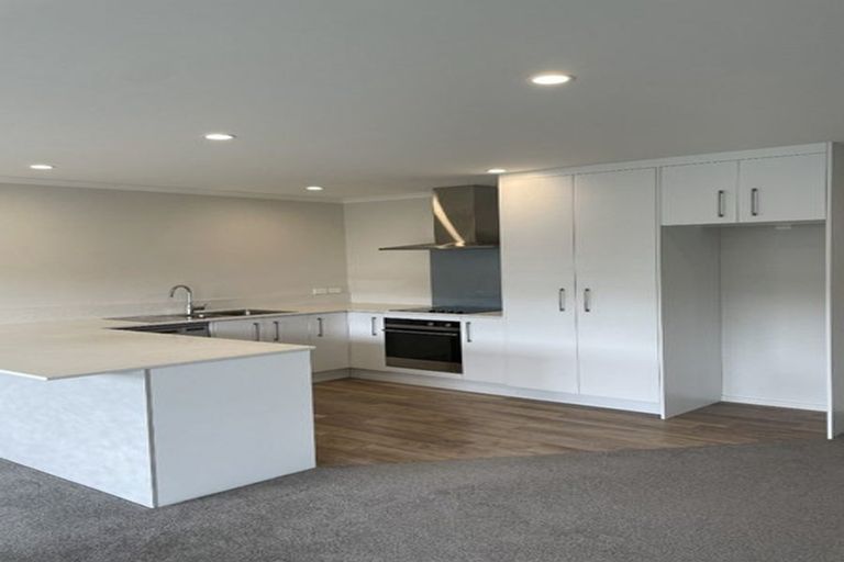 Photo of property in 214a Navigation Drive, Whitby, Porirua, 5024