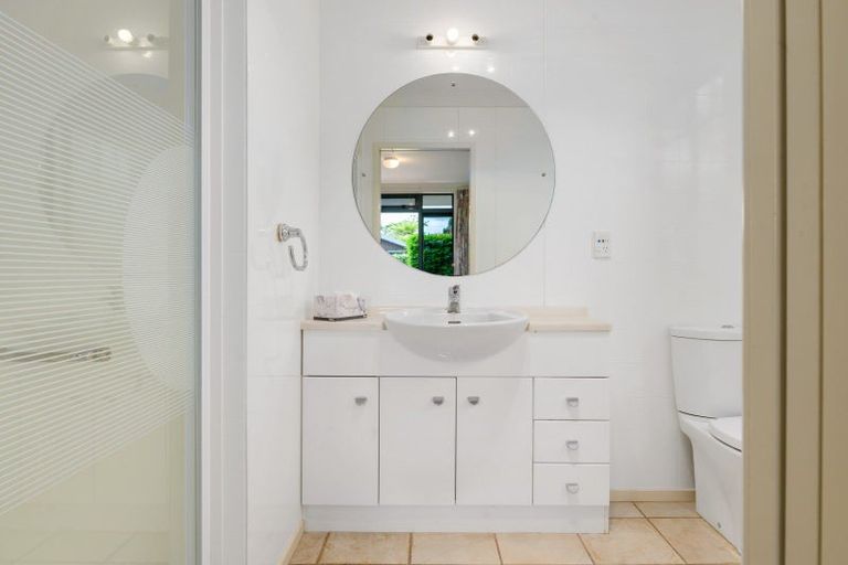 Photo of property in 12 Bryce Street, Cambridge, 3434