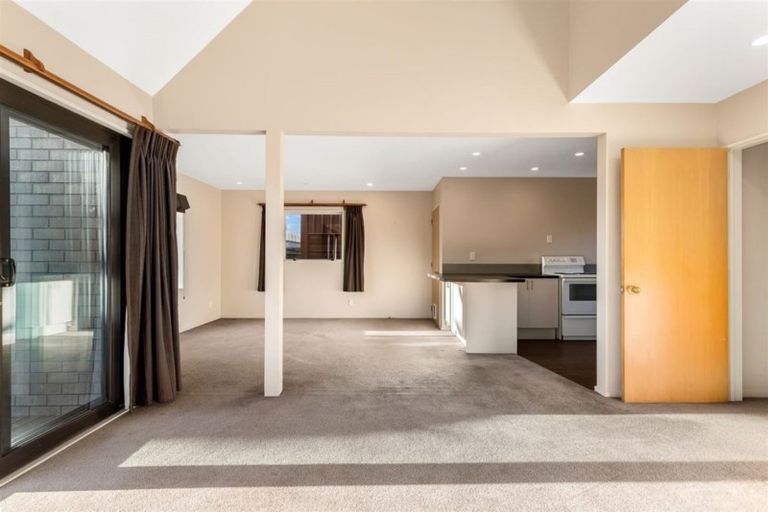 Photo of property in 1/19 Waitikiri Drive, Parklands, Christchurch, 8083