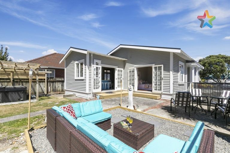 Photo of property in 34 Bell Road, Waiwhetu, Lower Hutt, 5010