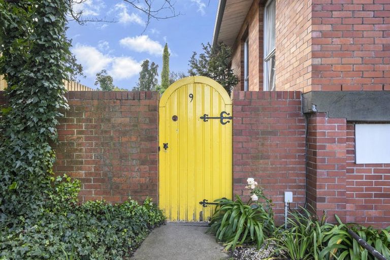 Photo of property in 9 Mcalpine Place, Rangiora, 7400