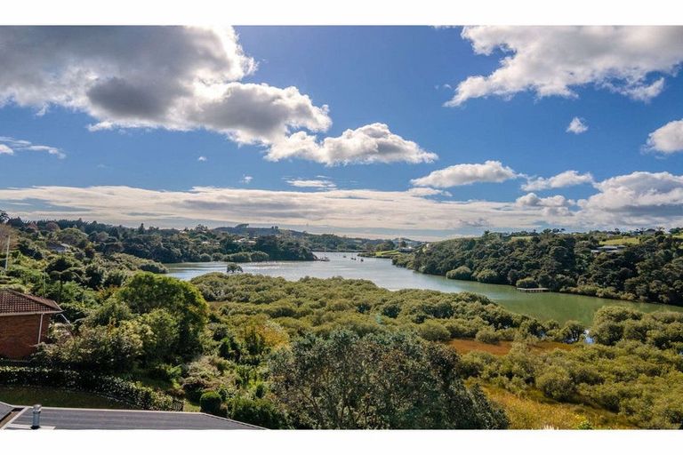 Photo of property in 105 Kemp Road, Kerikeri, 0230