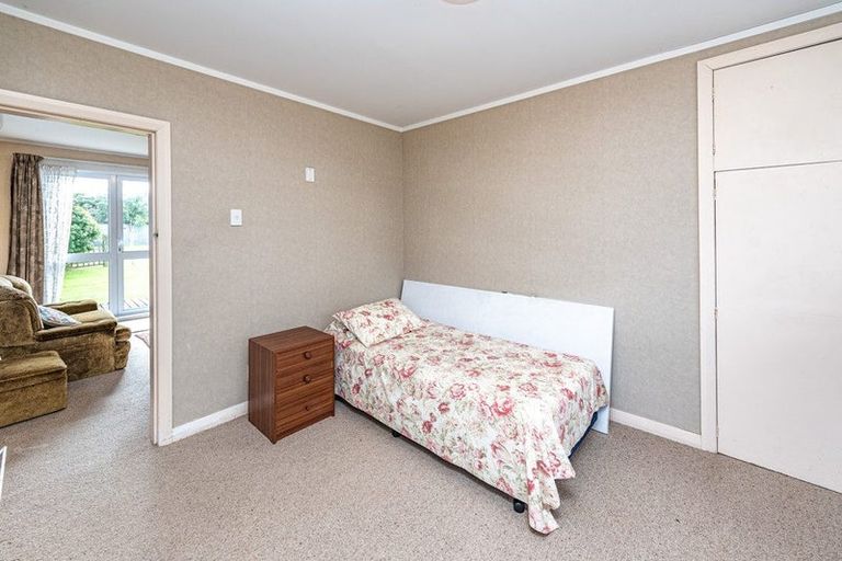 Photo of property in 9 Ruapehu Street, Castlecliff, Whanganui, 4501