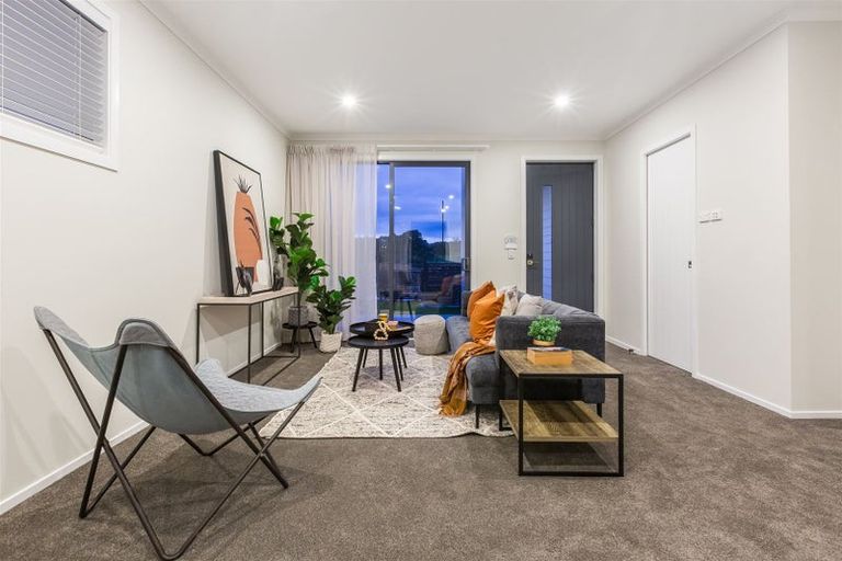 Photo of property in 3a Koreke Close, Kenepuru, 5022