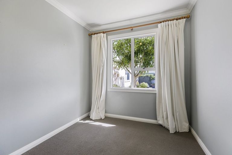 Photo of property in 182 Richmond Road, Lepperton, New Plymouth, 4373