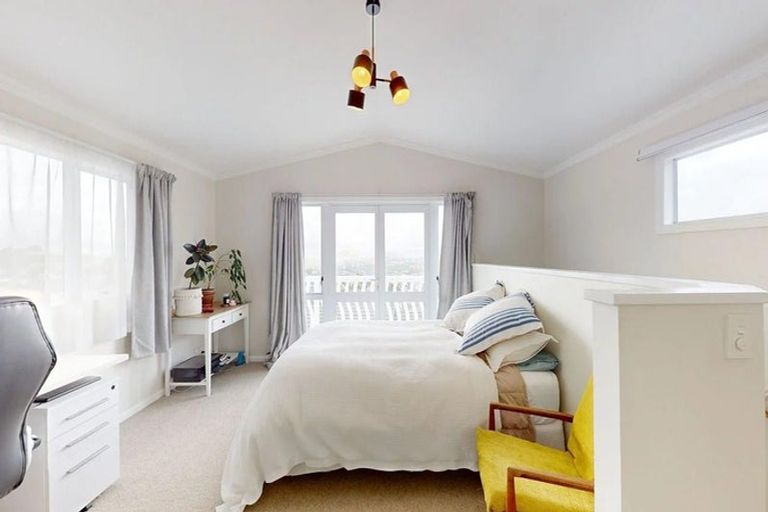 Photo of property in 12 Tolhurst Street, Johnsonville, Wellington, 6037