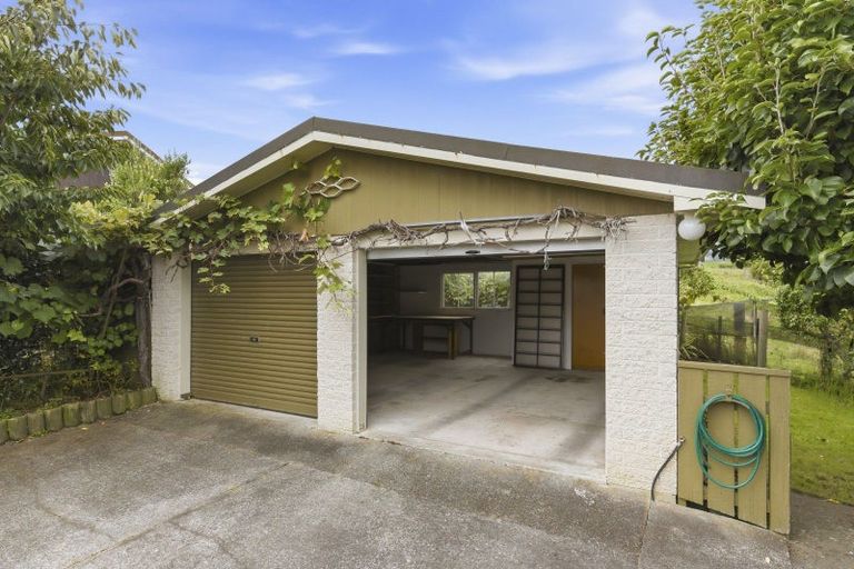 Photo of property in 27 Brandon Street, Otaki, 5512