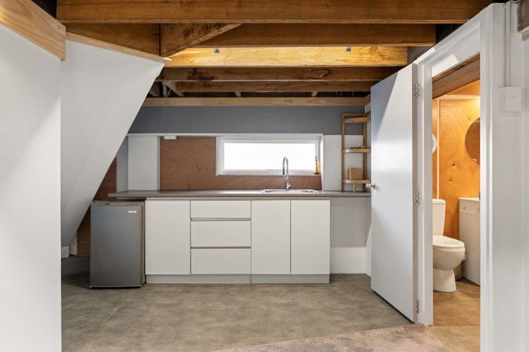 Photo of property in 22 Tenth Avenue, Tauranga, 3110